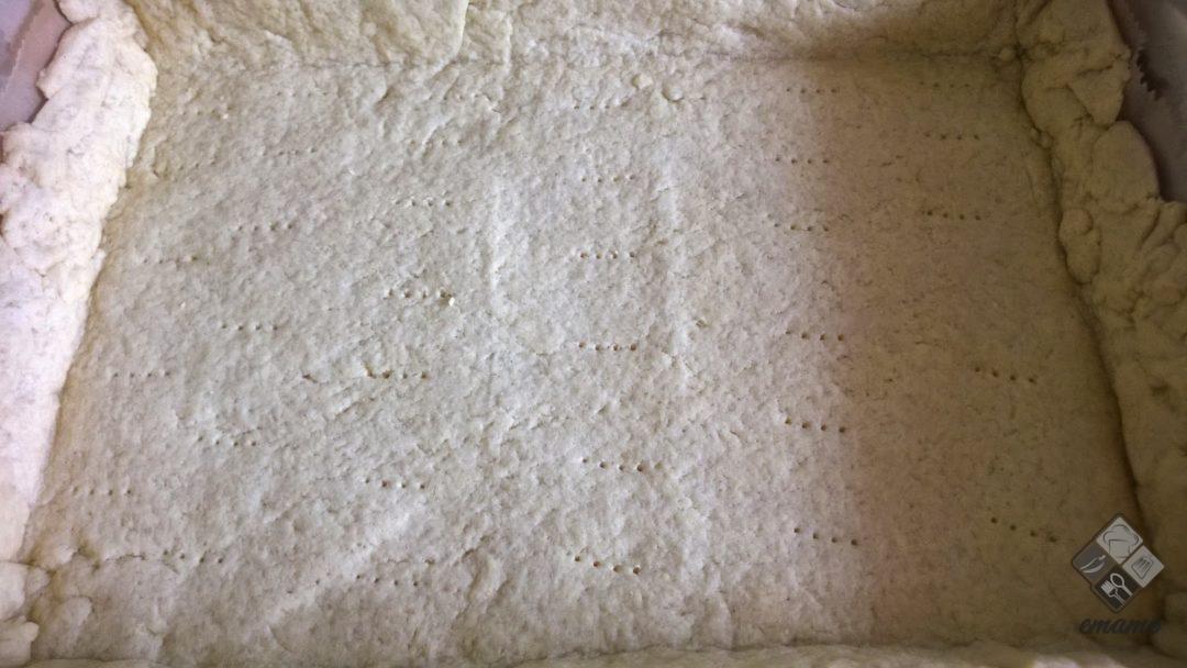 Kruche ciasto z rabarbarem i bezą Kruche ciasto z rabarbarem i bezą