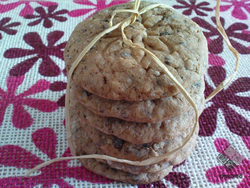 Ciasteczka czekoladowo-orzechowe Ciasteczka czekoladowo-orzechowe