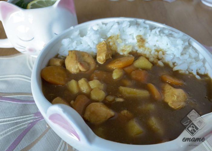 Curry japońskie z kurczakiem