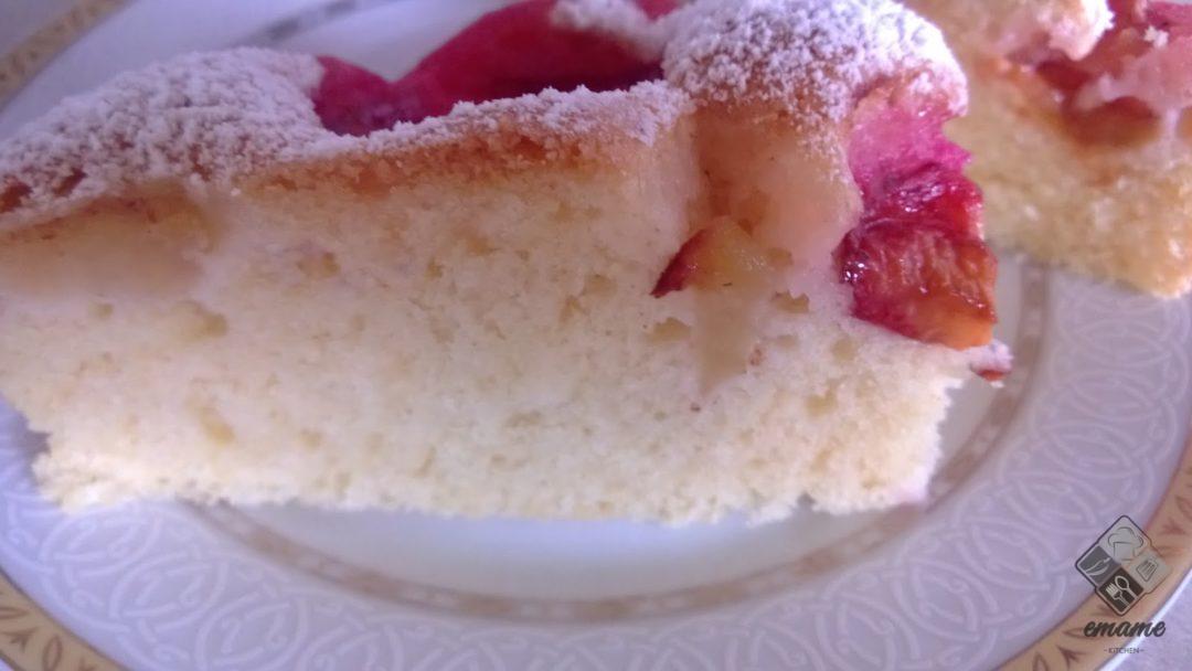 Puszyste ciasto z owocami Puszyste ciasto z owocami