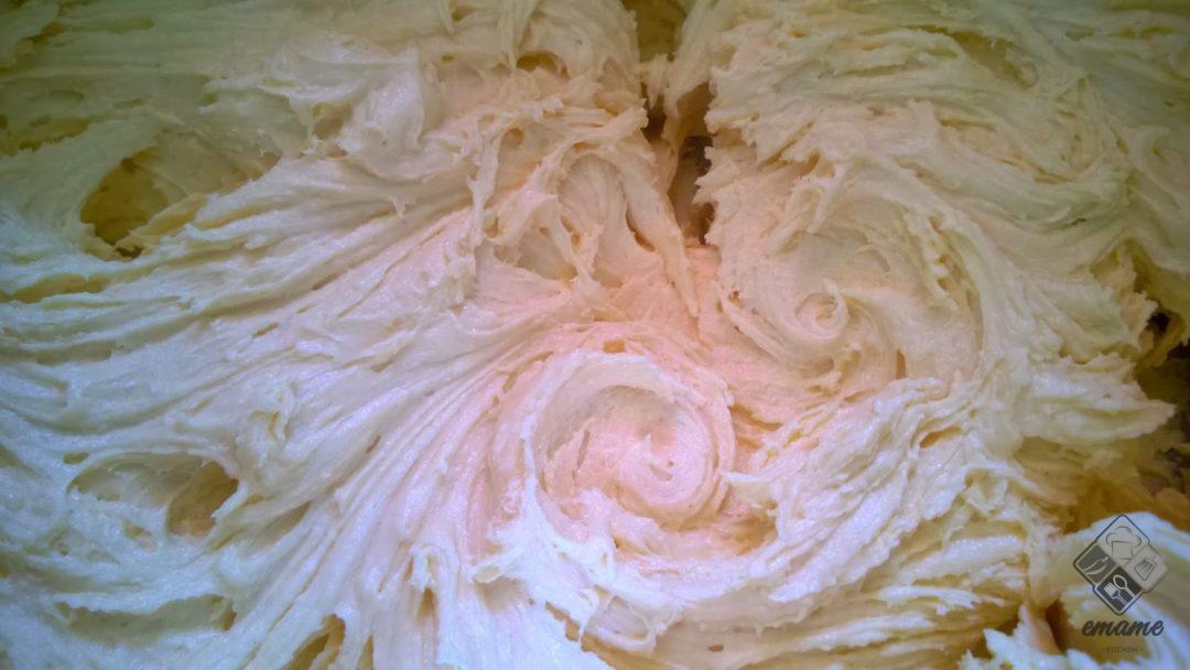 Ciasto ucierane z jabłkami i cynamonem Ciasto ucierane z jabłkami i cynamonem