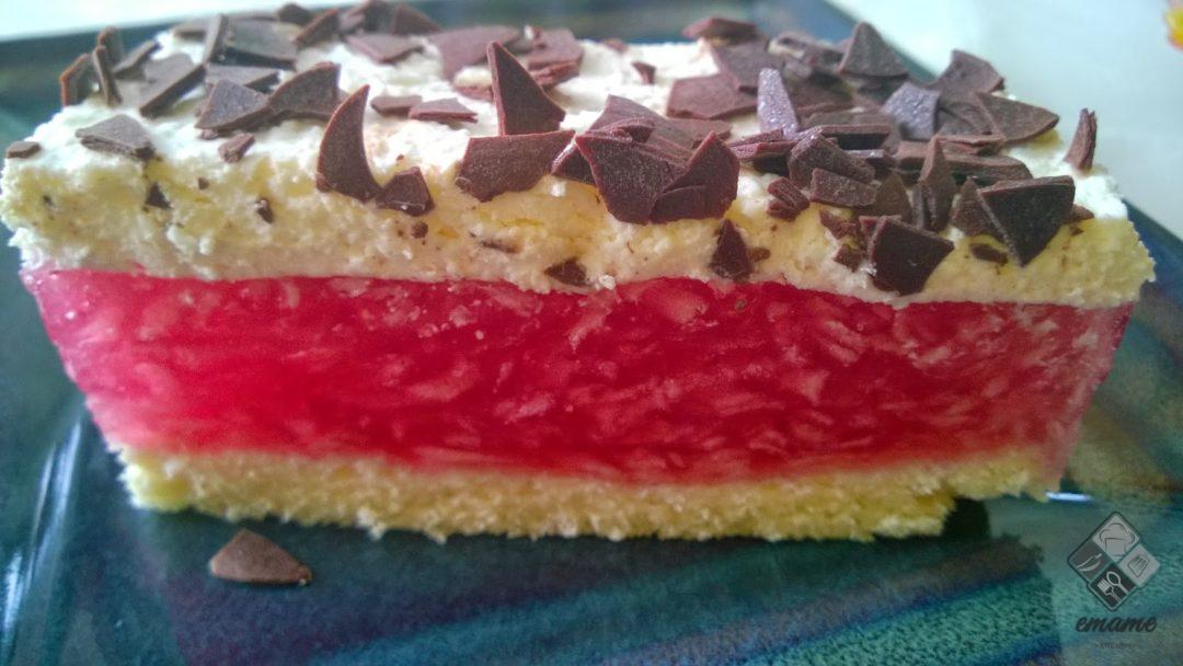 Ciasto biszkoptowe z galaretką i jabłkami Ciasto biszkoptowe z galaretką i jabłkami