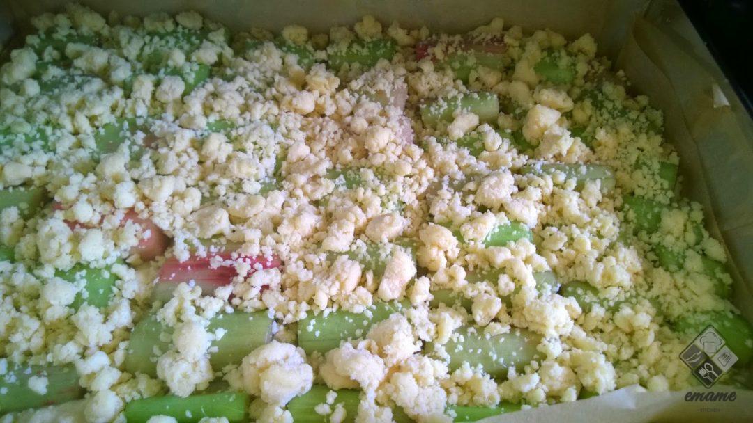 Ciasto drożdżowe bez wyrastania z rabarbarem Ciasto drożdżowe bez wyrastania z rabarbarem