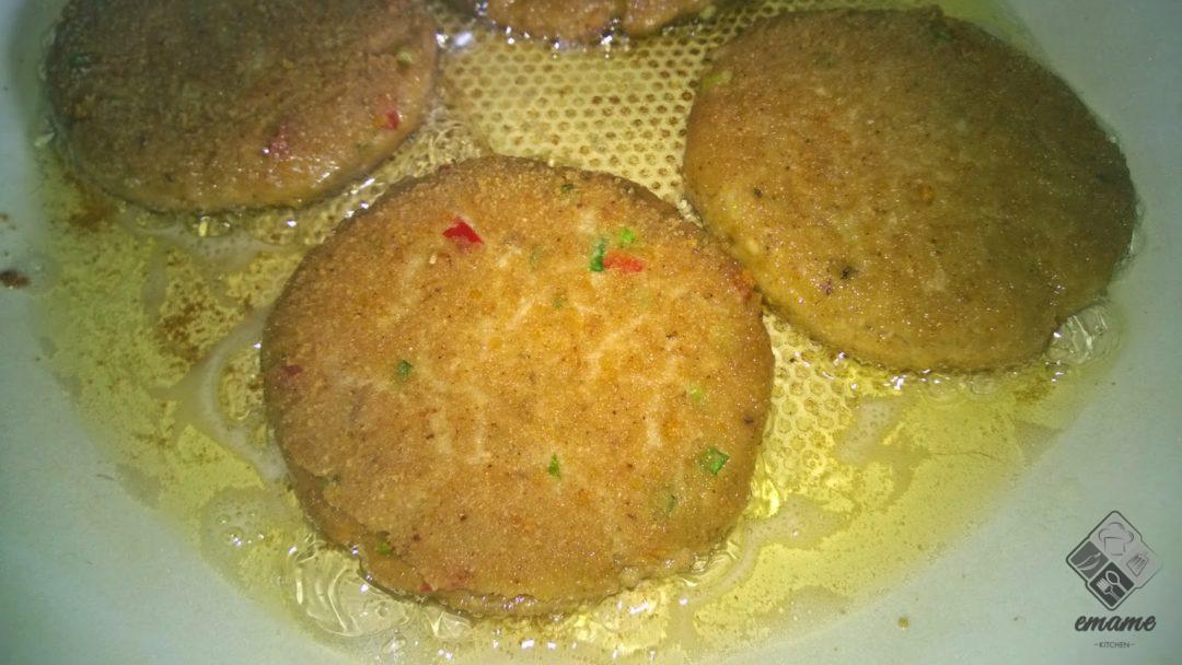 Medaliony z gotowanego kurczaka Medaliony z gotowanego kurczaka