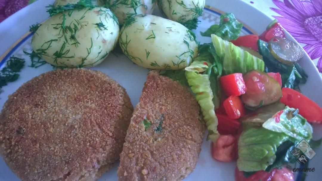 Medaliony z gotowanego kurczaka Medaliony z gotowanego kurczaka