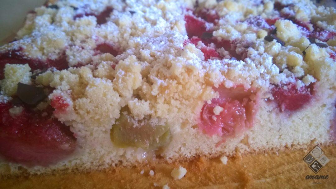 Łatwe ciasto z truskawkami i rabarbarem Łatwe ciasto z truskawkami i rabarbarem