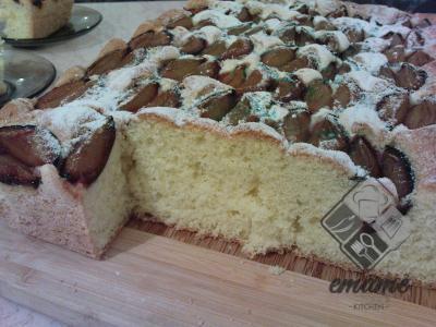 Niezawodne ciasto majonezowe ze śliwkami Niezawodne ciasto majonezowe ze śliwkami