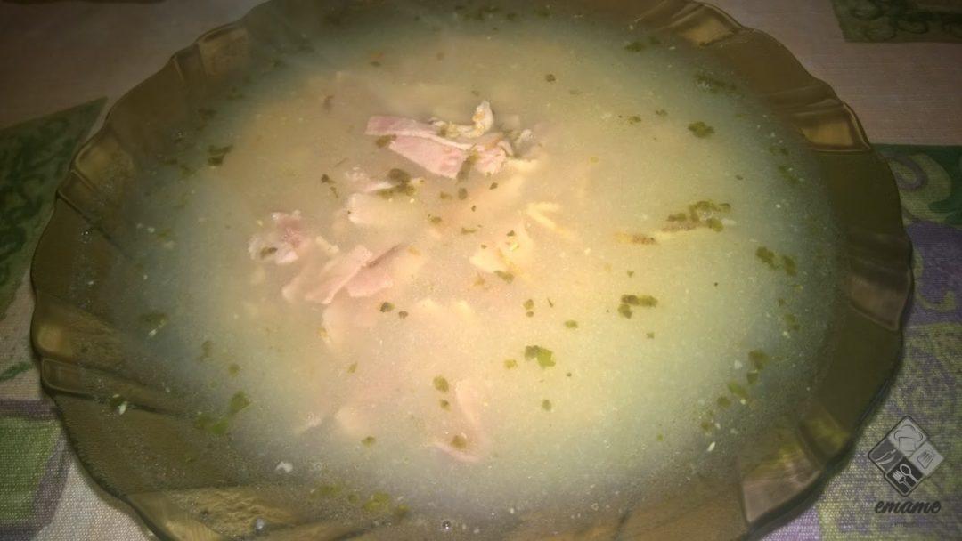 Żurek poświąteczny czyli resztkowy Żurek poświąteczny czyli resztkowy