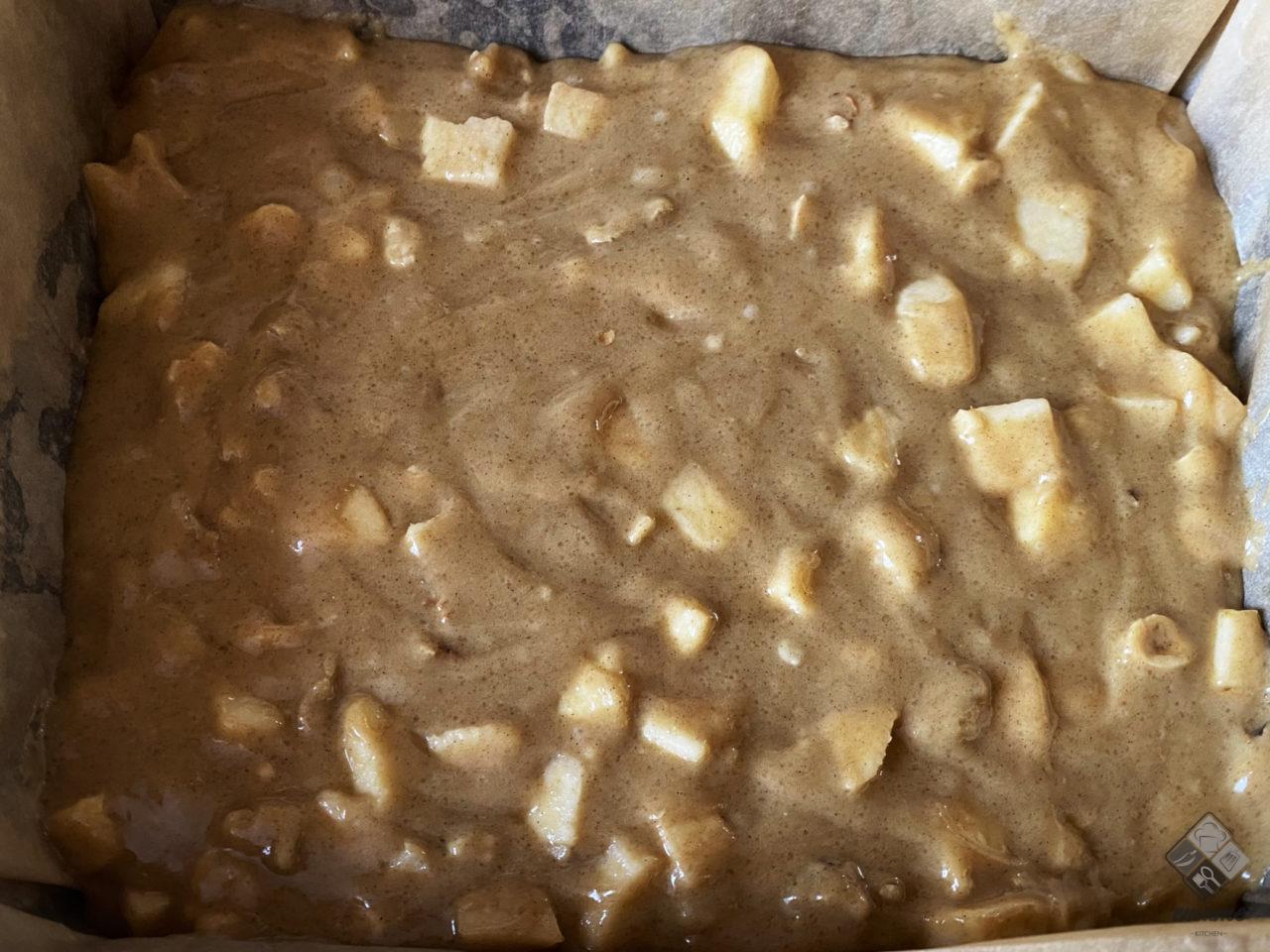 Szybkie ciasto z orzechami i jabłkami Szybkie ciasto z orzechami i jabłkami